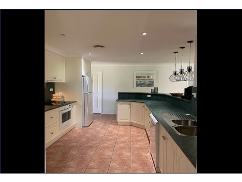 9 Martin Place, Tumut NSW 2720
