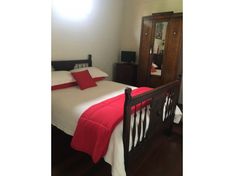 17 Gordon St, Kojonup WA 6395