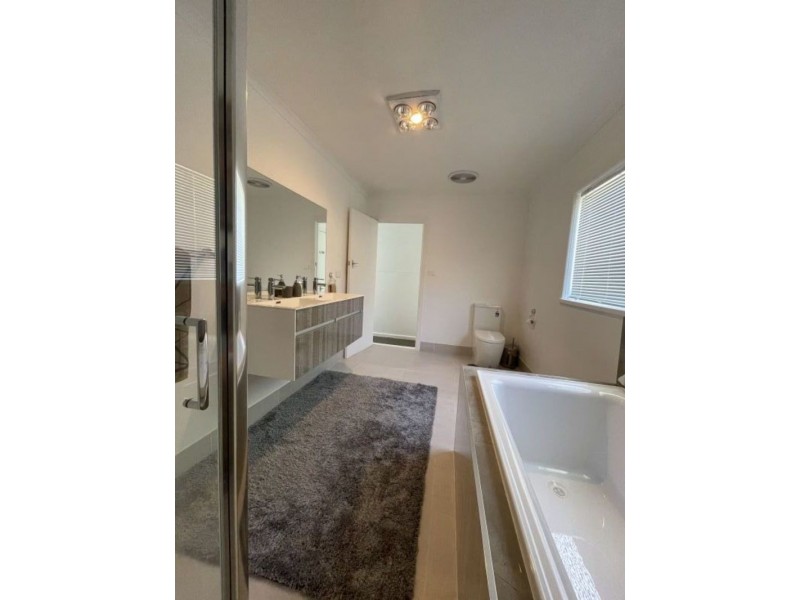 14 Tongio Rd, Omeo VIC 3898