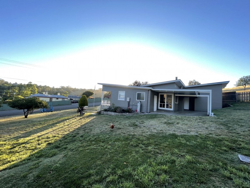 14 Tongio Rd, Omeo VIC 3898