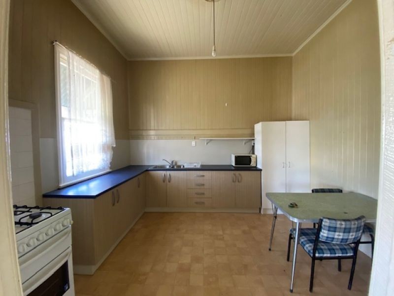 20 Woodend, Woodend QLD 4305