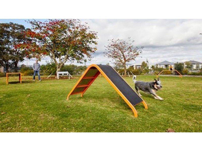 8a Calvert Loop, Hilbert WA 6112