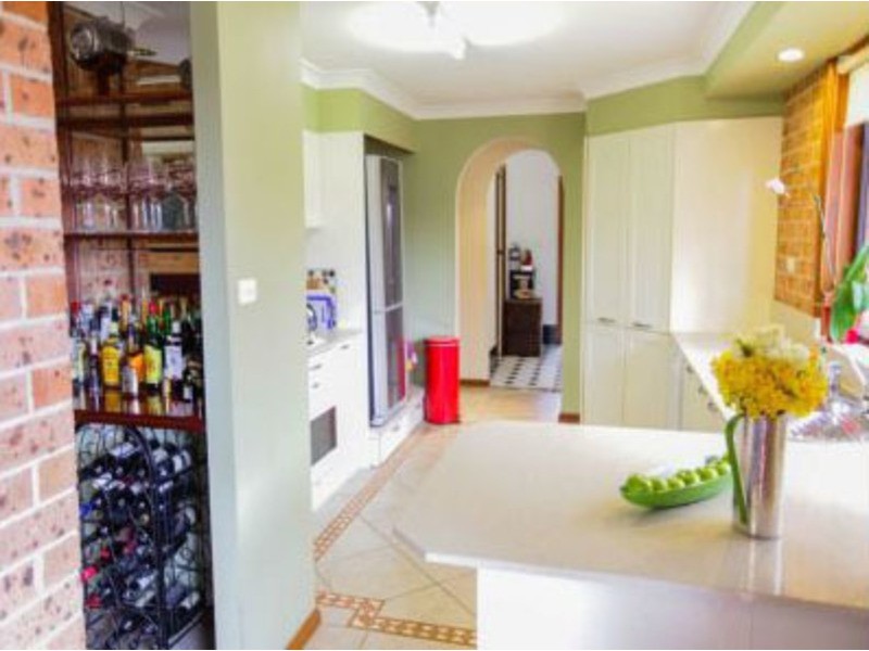 1 Arwon Ave, Casula NSW 2170