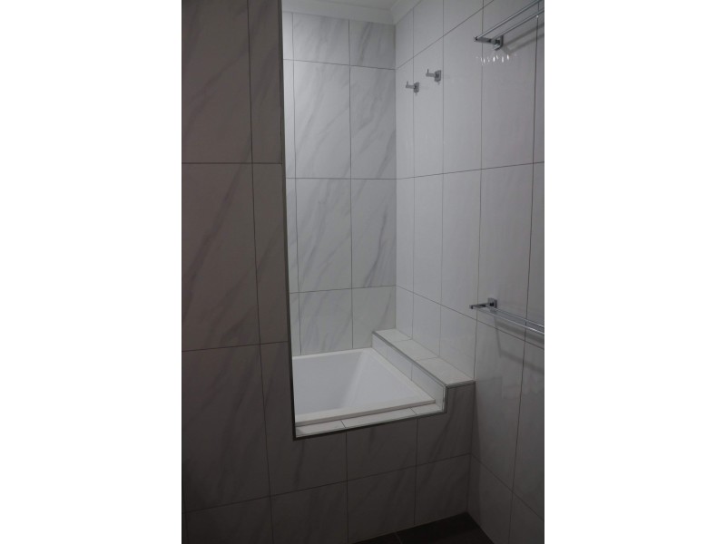 10 Crowley Drive, West Mackay QLD 4740