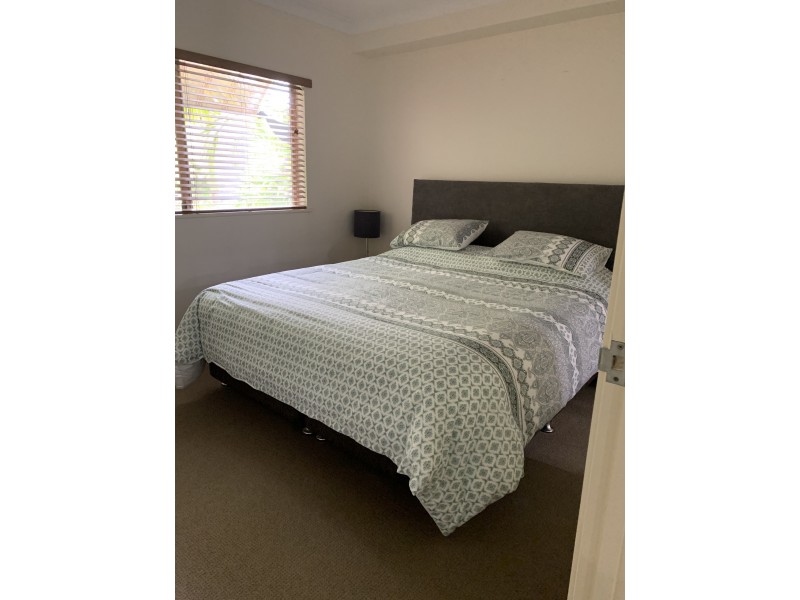 730/12 Gregory St, Westcourt QLD 4870