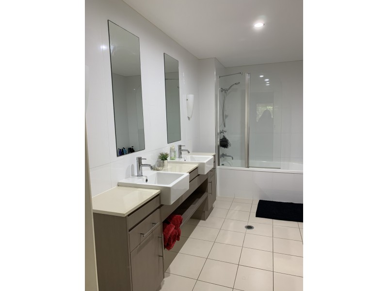 730/12 Gregory St, Westcourt QLD 4870