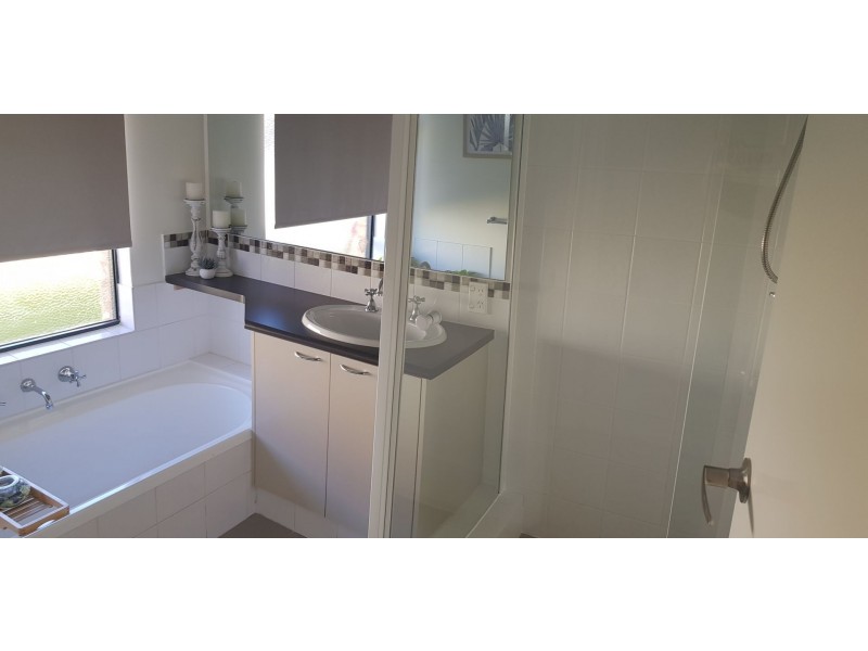 66 Forty Road, Secret Harbour WA 6173