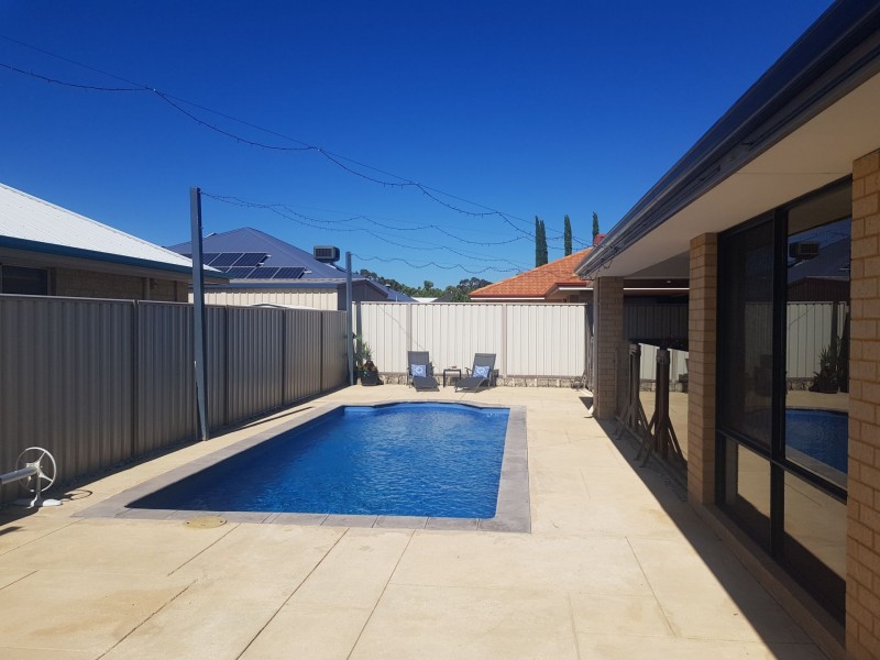 66 Forty Road, Secret Harbour WA 6173