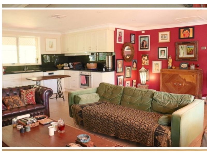 11 De Grey Crescent, Dampier WA 6713