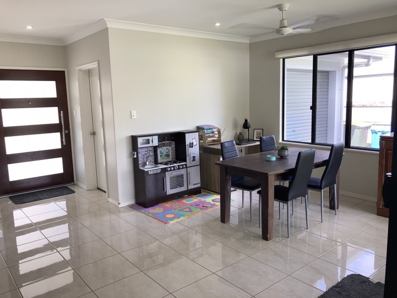 23 Ainscow Drive, Bentley Park QLD 4869