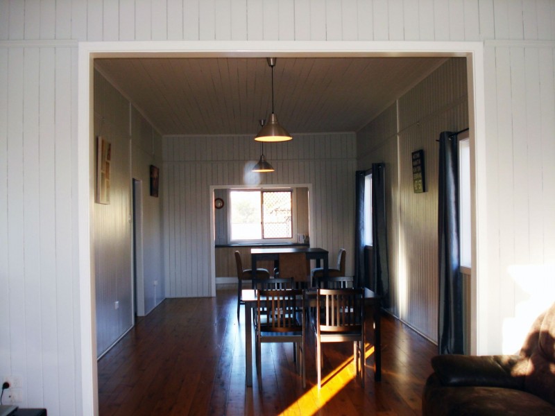 48 Campbell Street, Oakey QLD 4401