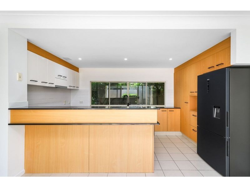 174 Easthill Drive, Robina QLD 4226