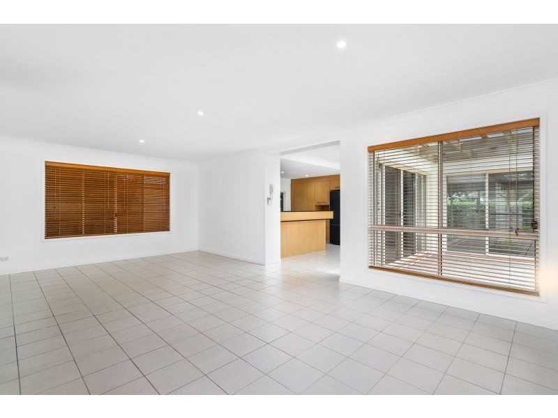 174 Easthill Drive, Robina QLD 4226