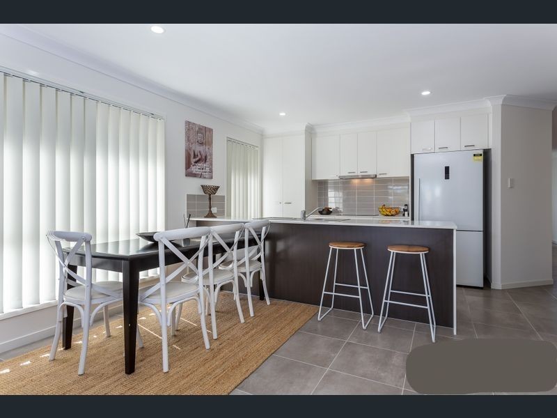 44 Mount Edwards Street, Park Ridge QLD 4125