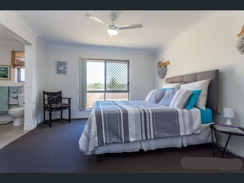 44 Mount Edwards Street, Park Ridge QLD 4125