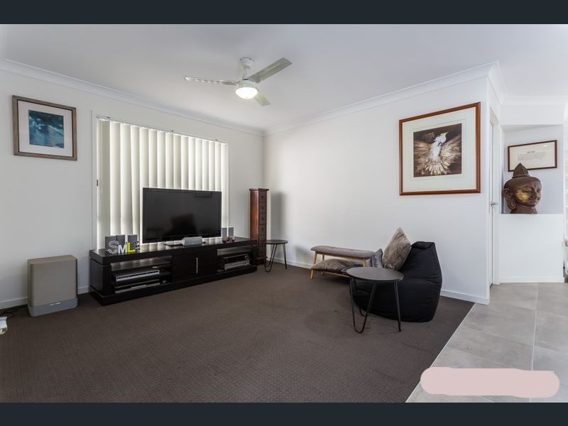 44 Mount Edwards Street, Park Ridge QLD 4125