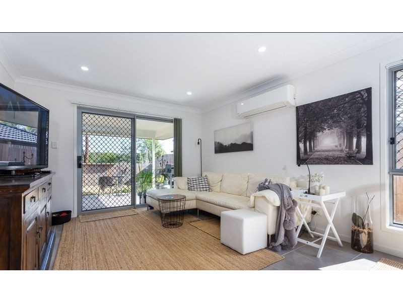 44 Mount Edwards Street, Park Ridge QLD 4125