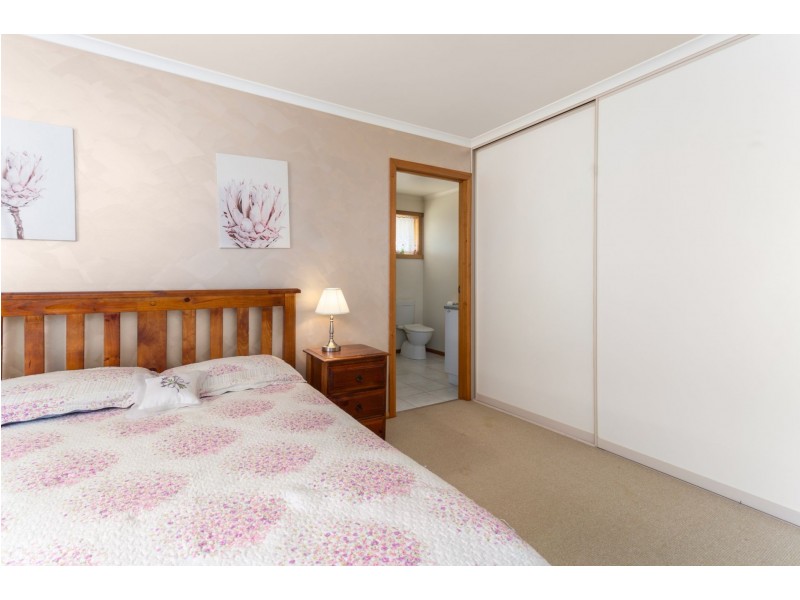 3/111 Steele Street, Devonport TAS 7310