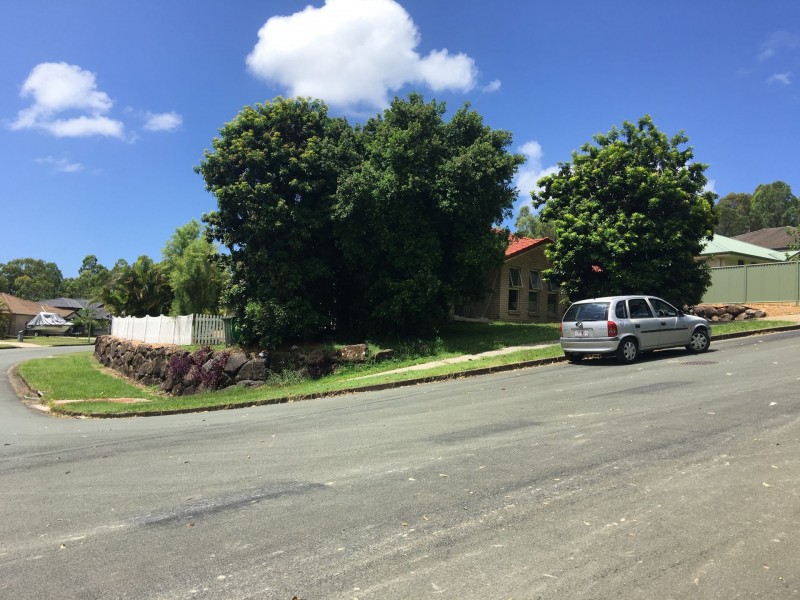 9 Firetail St, Tweed Heads South NSW 2486