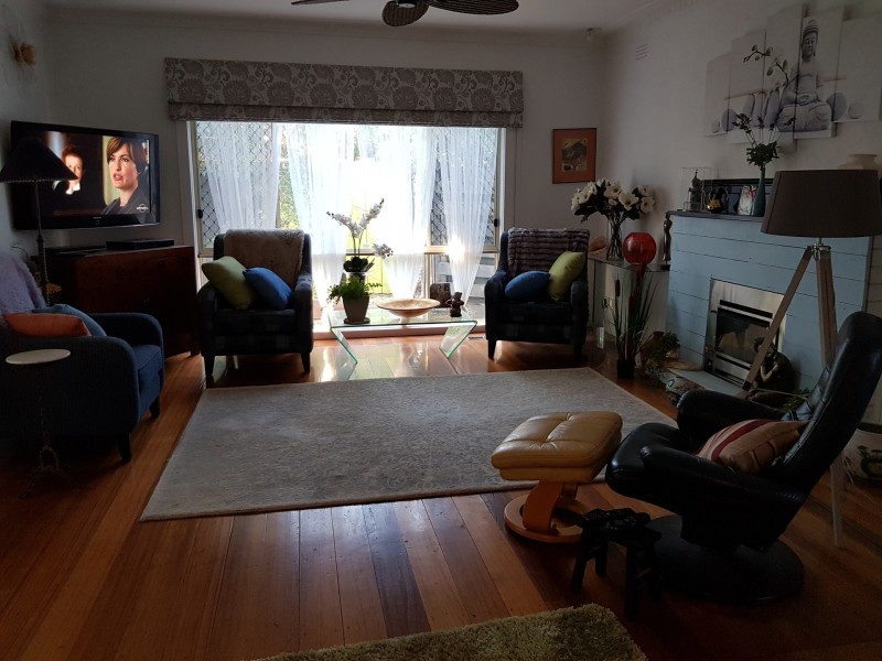 27 Nelson Street, California Gully VIC 3556