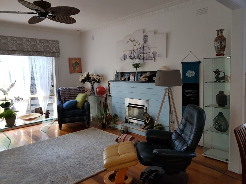 27 Nelson Street, California Gully VIC 3556