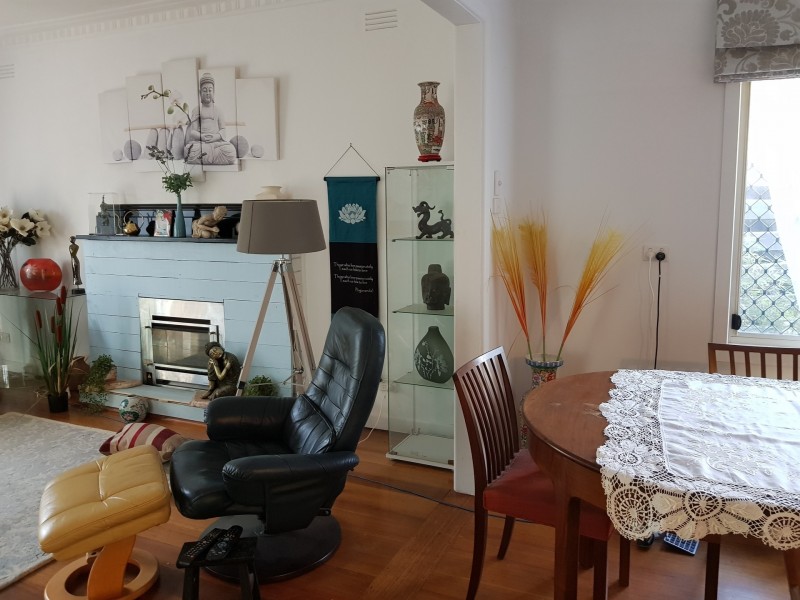 27 Nelson Street, California Gully VIC 3556