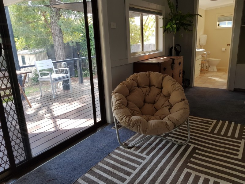 27 Nelson Street, California Gully VIC 3556