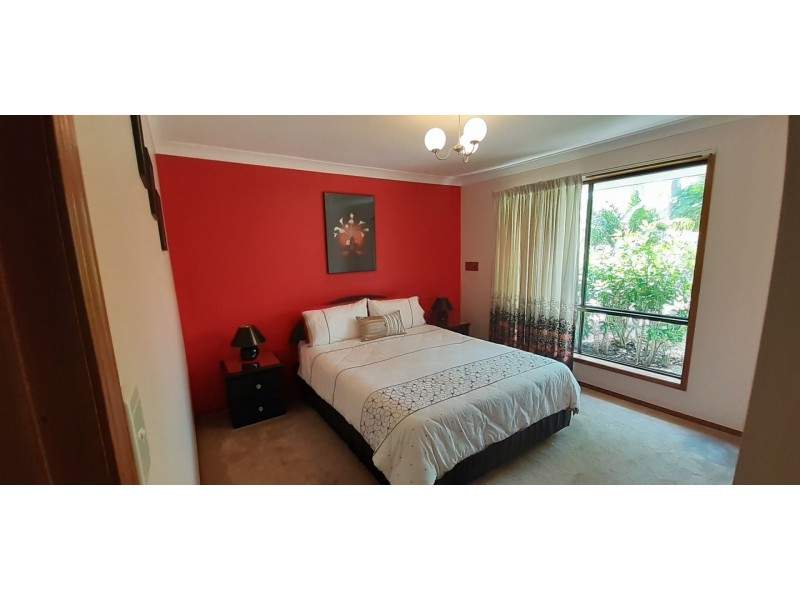 65 Vaughan Drive, Ormeau QLD 4208