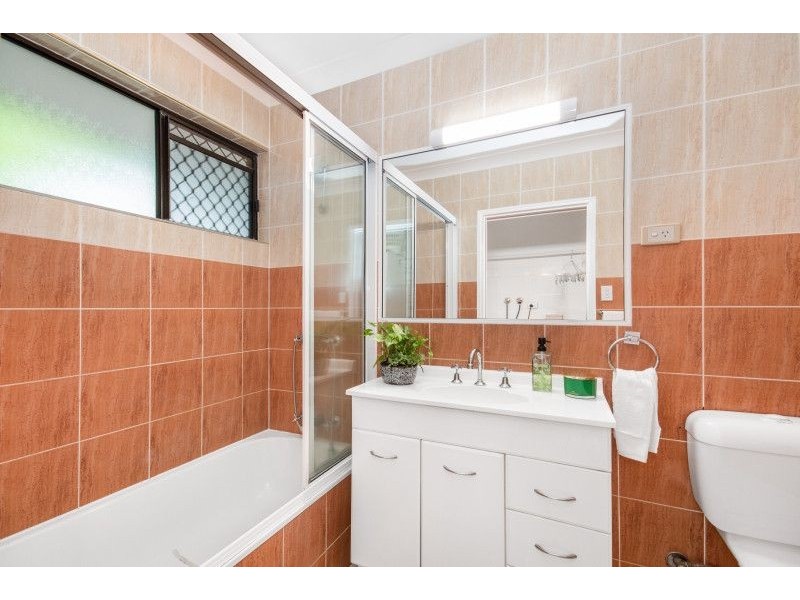 25 Serissa Cres, Annandale QLD 4814