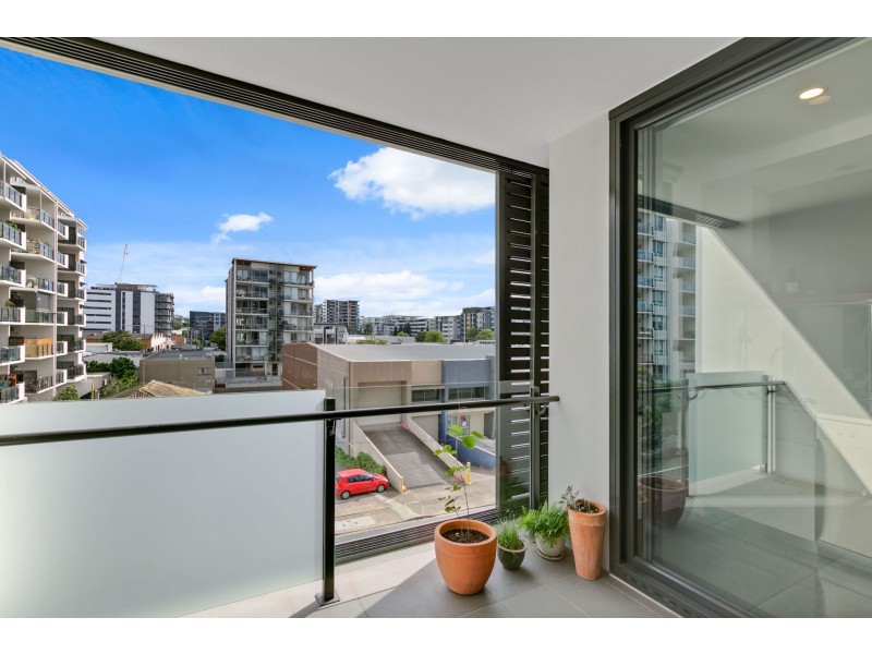 303/77 Victoria Street, West End QLD 4101