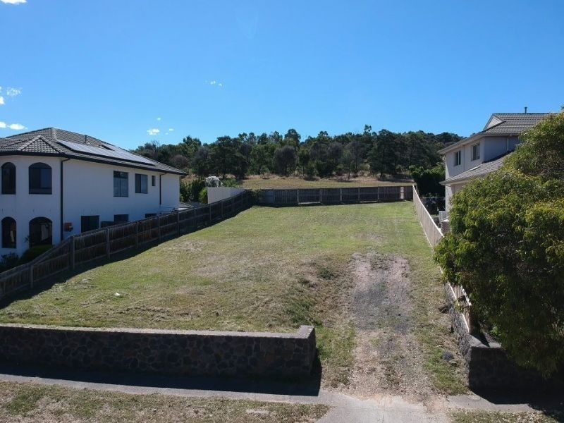 22 Palais Cres, South Morang VIC 3752