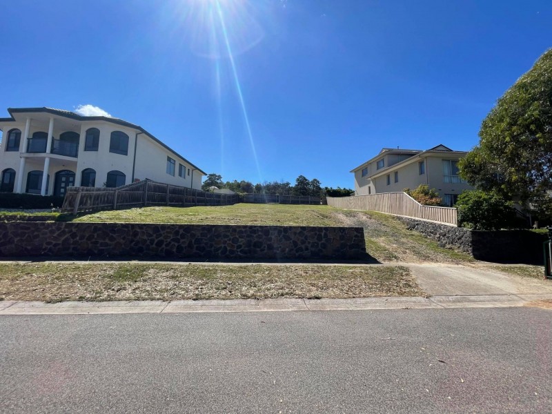 22 Palais Cres, South Morang VIC 3752