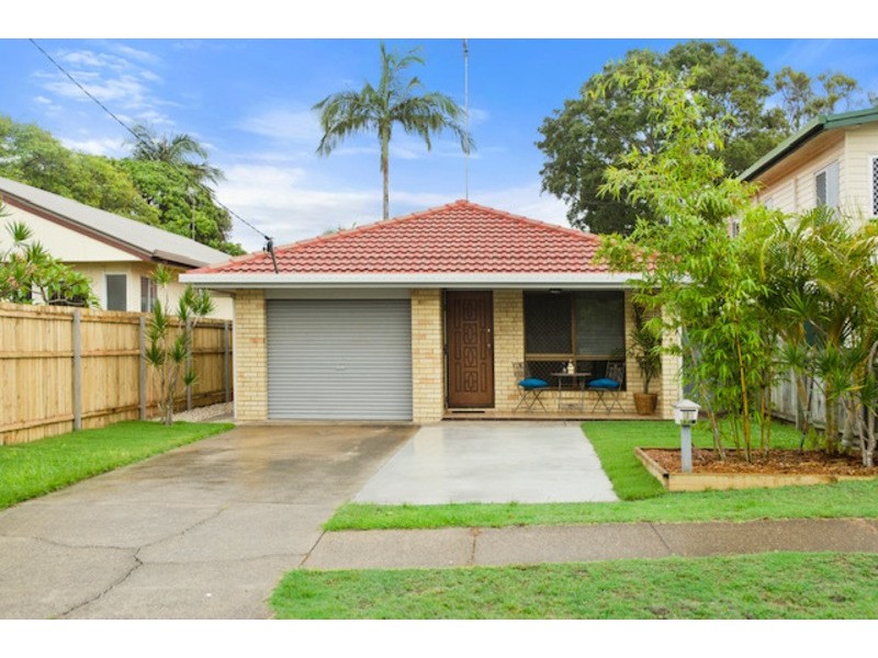 29 Sixth Avenue, Palm Beach QLD 4221