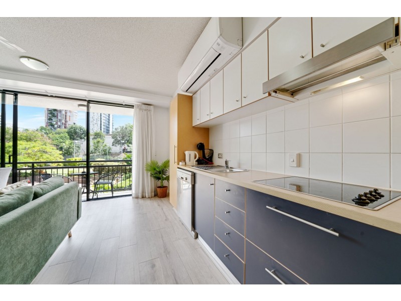 83/15 Goodwin Street, Kangaroo Point QLD 4169