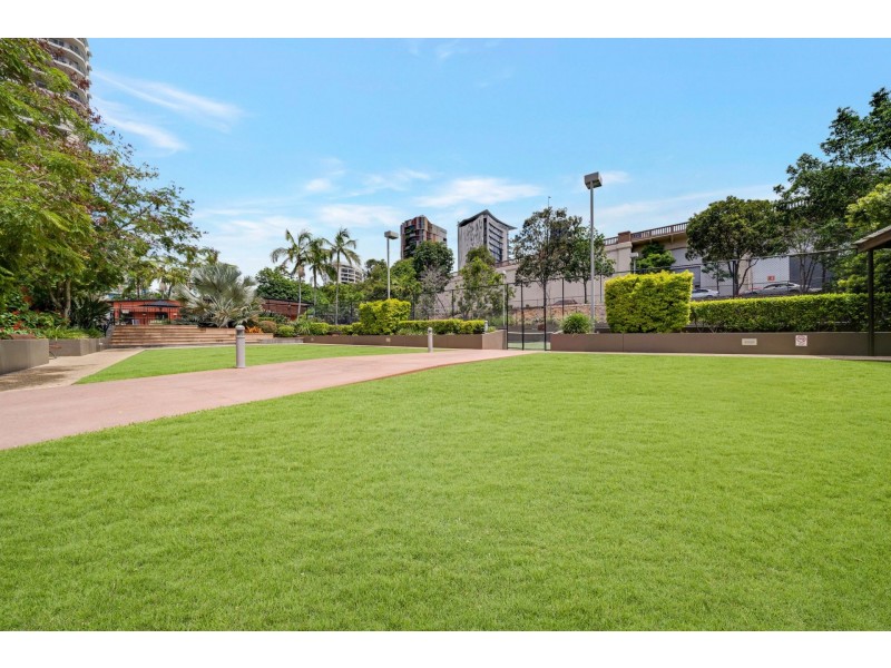 83/15 Goodwin Street, Kangaroo Point QLD 4169