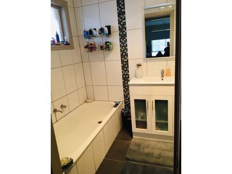 13 Hudson Place, Melton VIC 3337