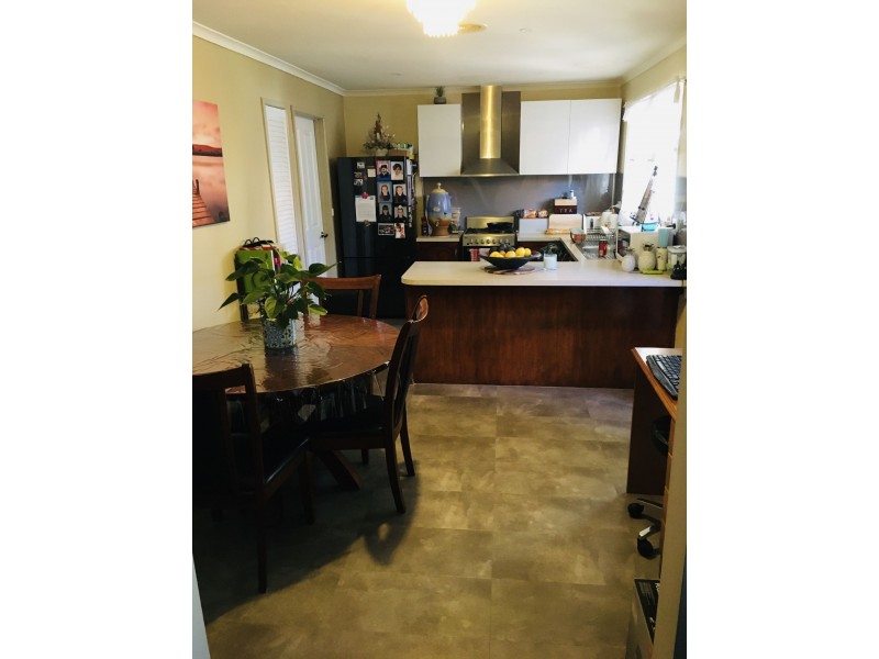 13 Hudson Place, Melton VIC 3337