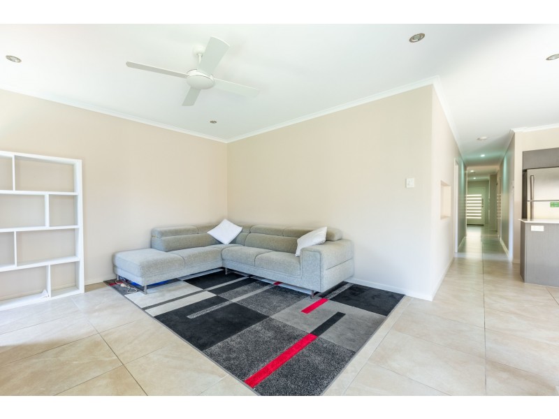 55 Wilderness CCT, Little Mountain QLD 4551