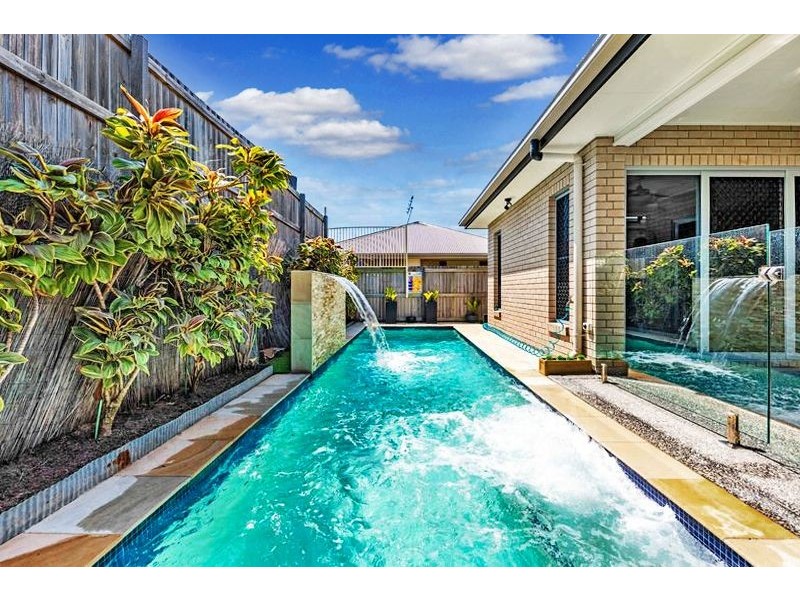55 Wilderness CCT, Little Mountain QLD 4551