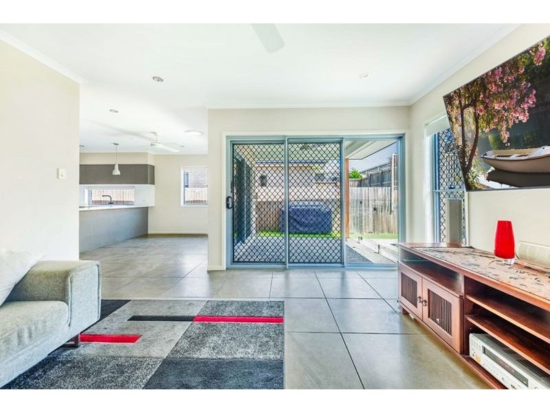 55 Wilderness CCT, Little Mountain QLD 4551