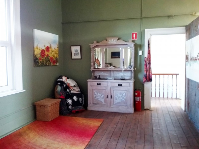 3 Joaquina St, York WA 6302