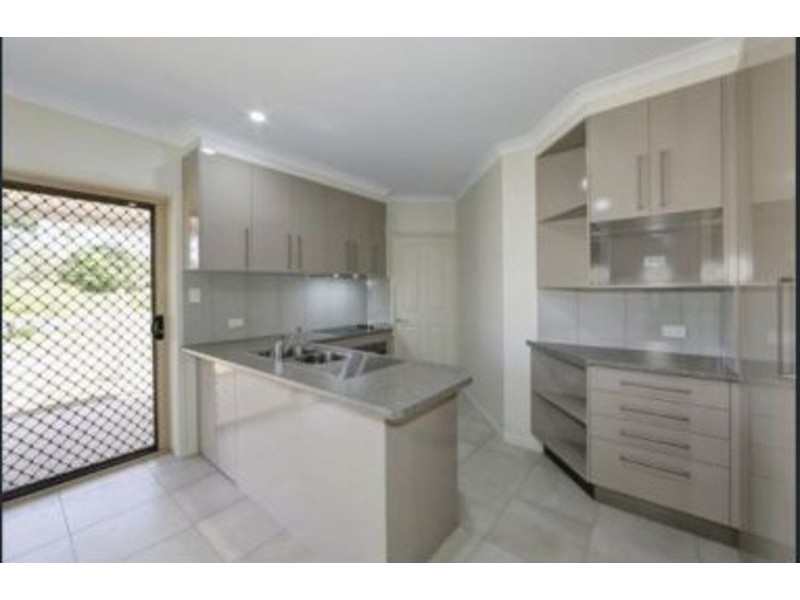 4/32 Heaps Street, Avenell Heights QLD 4670