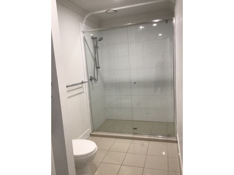 2401/19 Playfield St, Chermside QLD 4032