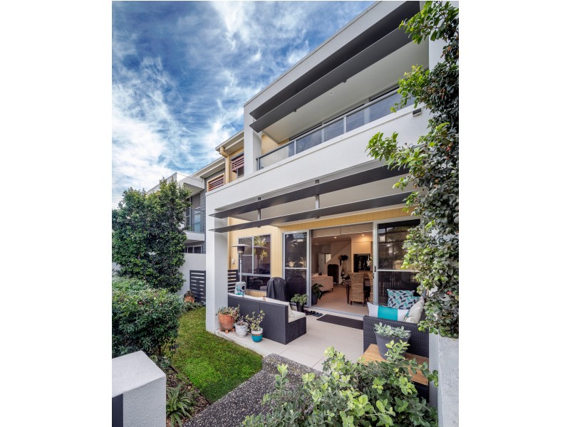 7/3031 the boulevard, Carrara QLD 4211