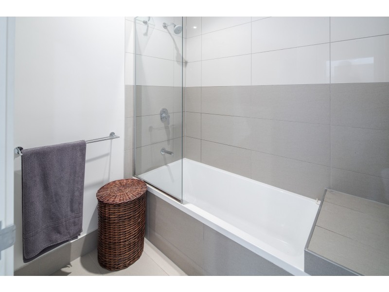 7/3031 the boulevard, Carrara QLD 4211