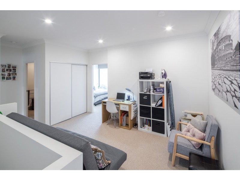 7/3031 the boulevard, Carrara QLD 4211