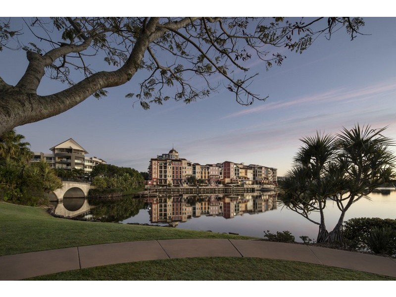 7/3031 the boulevard, Carrara QLD 4211