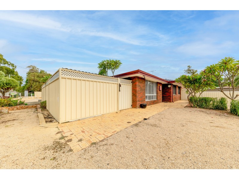 20 Christina Street, Hazelmere WA 6055