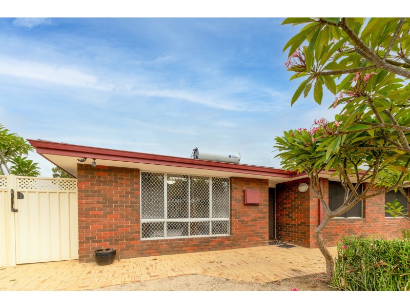 20 Christina Street, Hazelmere WA 6055