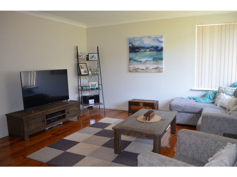 21 McCarthy st, Minmi NSW 2287